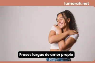 frases largas de amor propio con mujer abrazándose y mostrando bienestar emocional